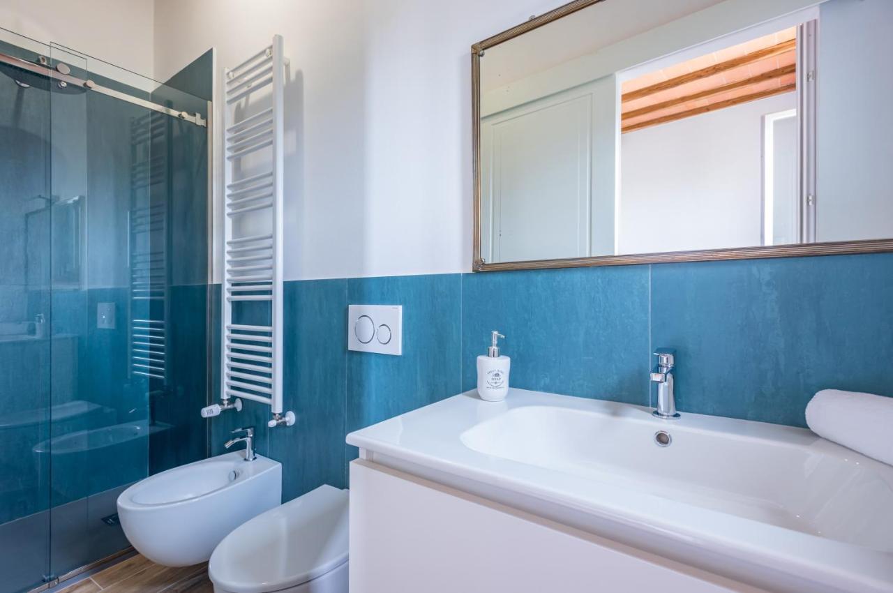 Porta Romana Elegant Apartments With Private Parking! 锡耶纳 外观 照片